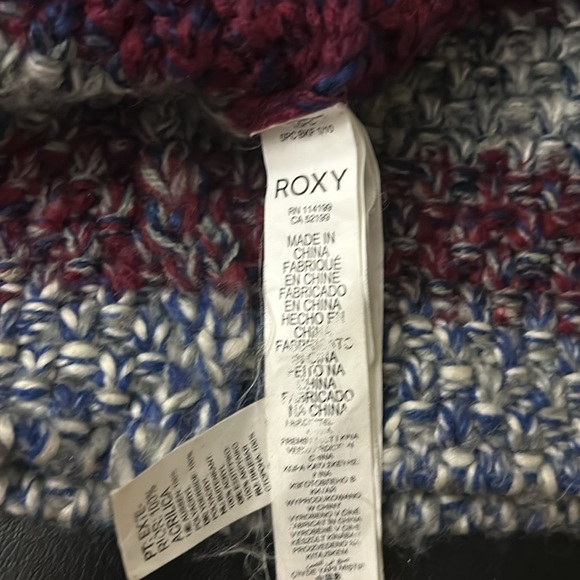 ROXY CROCHETED WINTER HAT - Picture 5 of 6